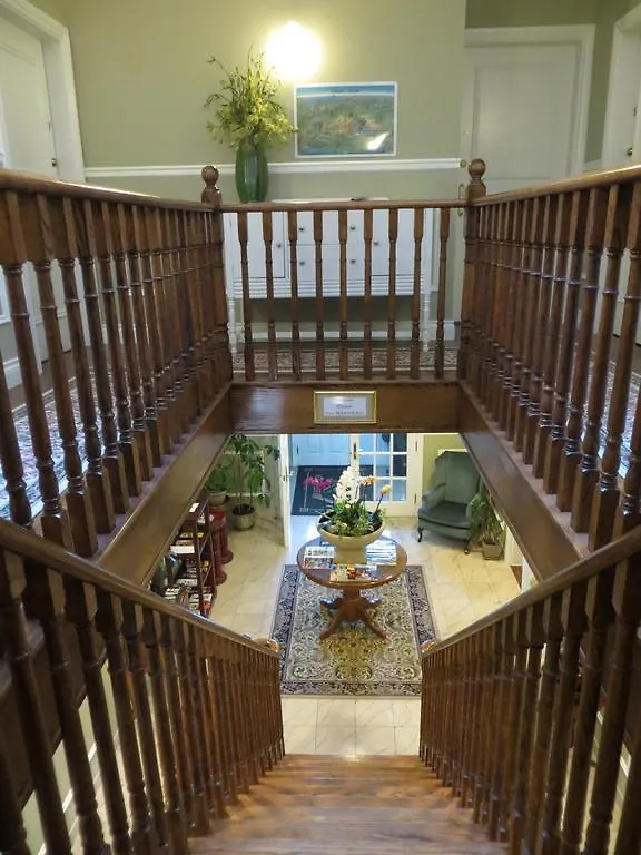 Niagara Classic Inn Bed & Breakfast Niagara Falls