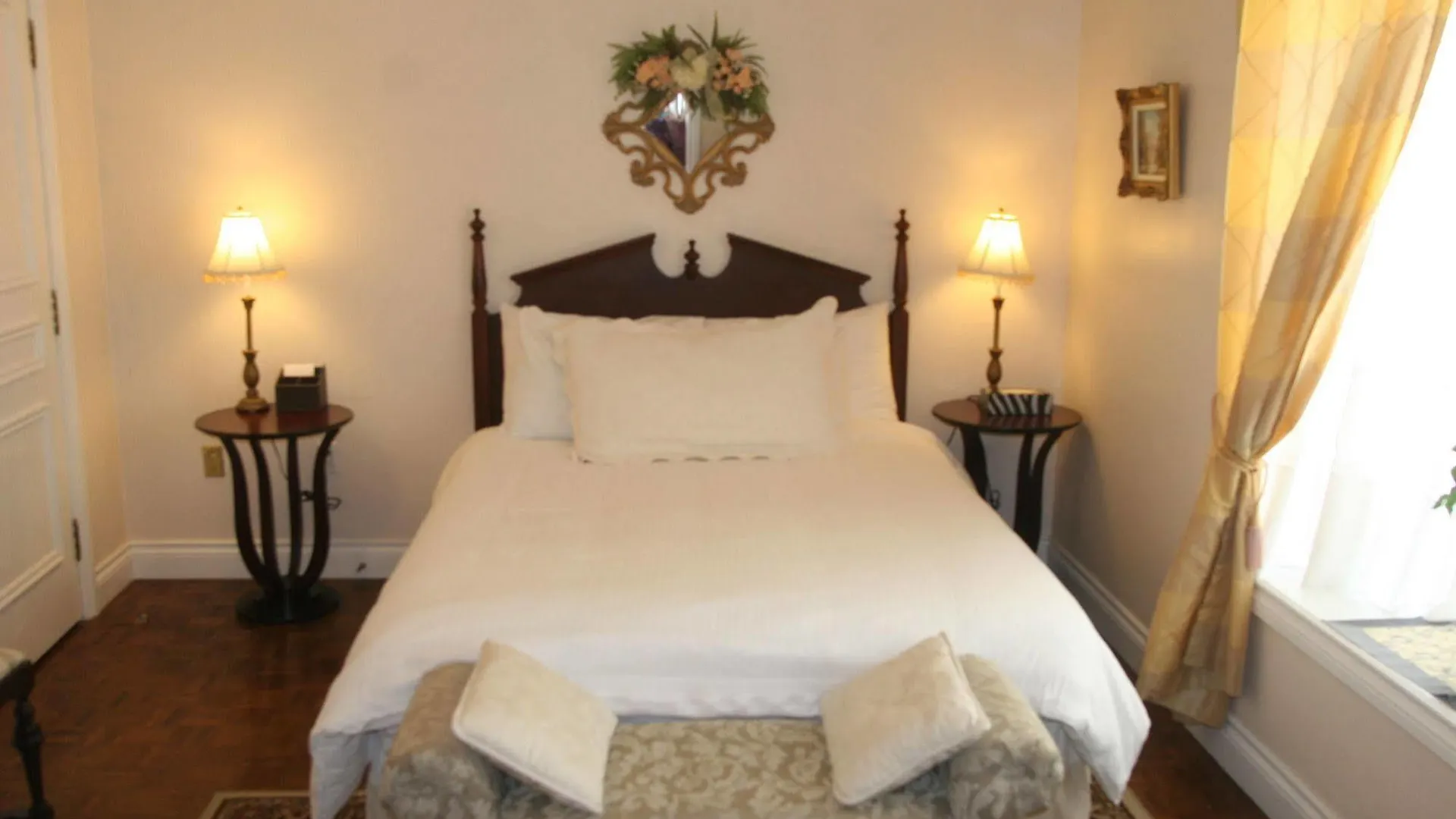 Bed & Breakfast Niagara Classic Inn